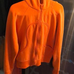 Lulu lemon scuba hoodie.